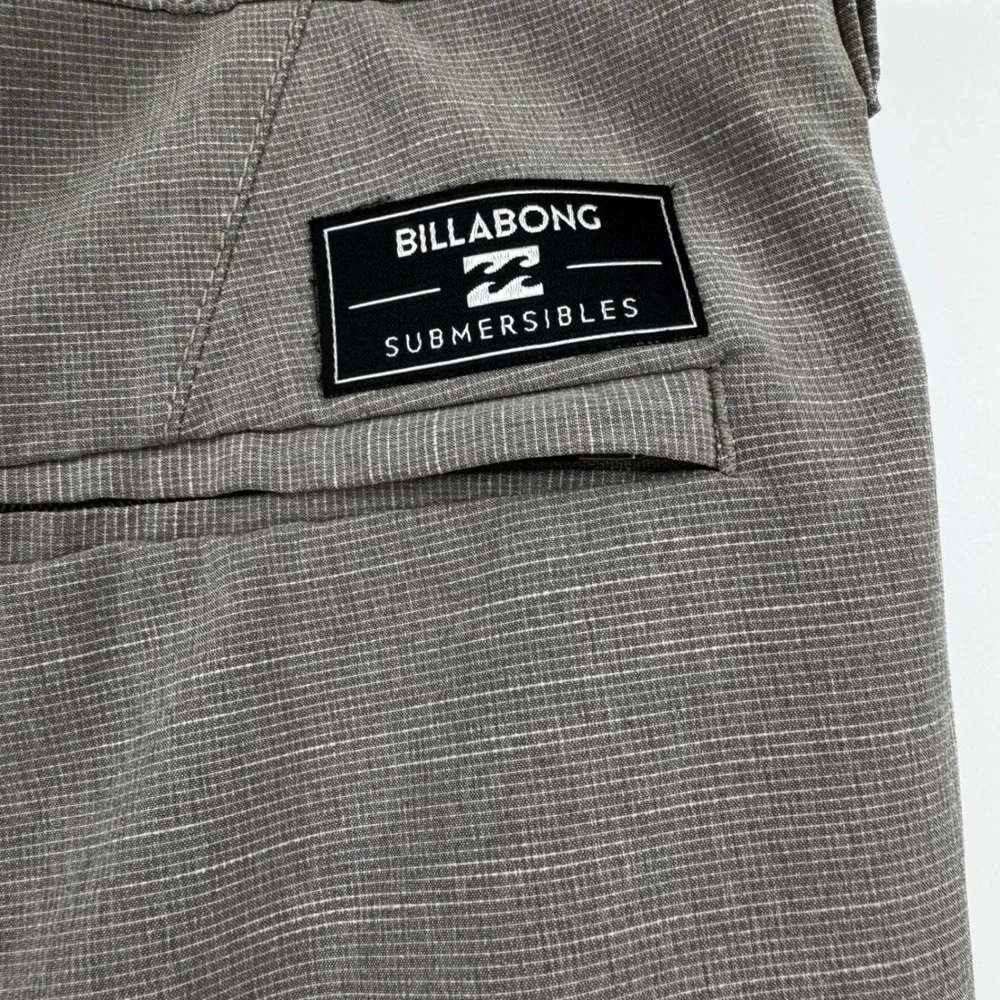 Billabong Submersible Hybrid Short Men 38 Gray Stretch Crossfire Quickdry Casual